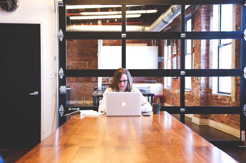 Ewa Dąbrowska - Liderka Projektów Neuromorficznych